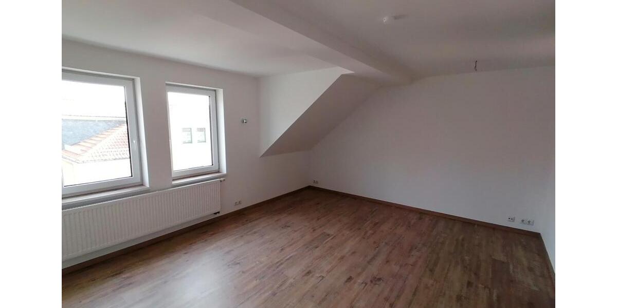 Dachgeschoßwohnung Sonneberg - 2 Zimmer, 62 m&sup2;, 590&euro; | Angebot:26478780