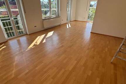 Haus Hilgertshausen - 6 Zimmer, 185 m&sup2;, 1.990&euro; | Angebot:26933047