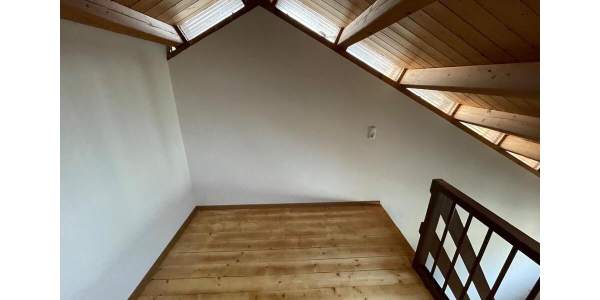 Etagenwohnung Reisbach Englmannsberg - 3 Zimmer, 76 m&sup2;, 620&euro; | Angebot:25637797