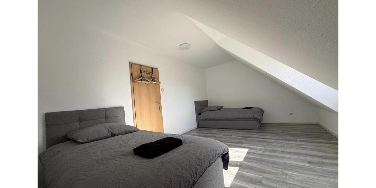 Wohnen auf Zeit Wiesbaden Schierstein - 5 Zimmer, 155 m&sup2;, 4.500&euro; | Angebot:26048030