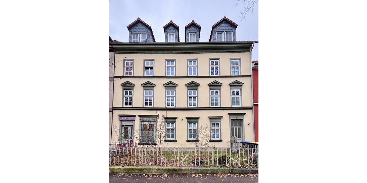 3-Zimmer-Wohnung Balkon Bad m Fenster kleiner Garten 1. OG 3 zimmer