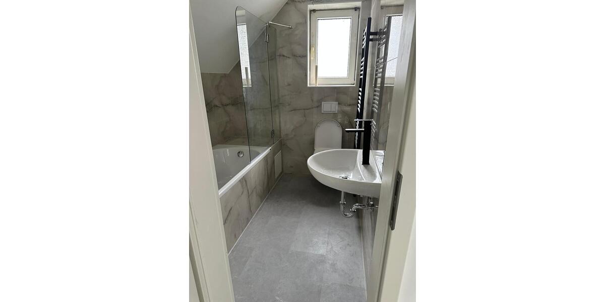 Einfamilienhaus 6-Zimmer zwischen Innenstadt und Schildesche zu vermieten 6 zimmer