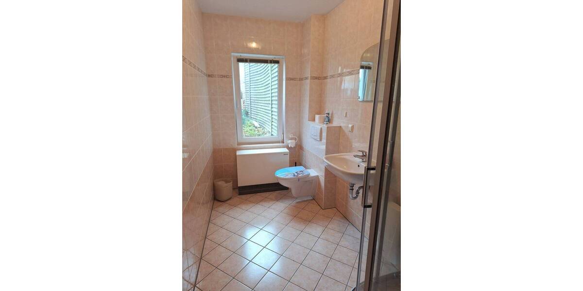 Mehrfamilienhaus, Wohnhaus Gützkow - 2 Zimmer, 68 m&sup2;, 425&euro; | Angebot:25664110