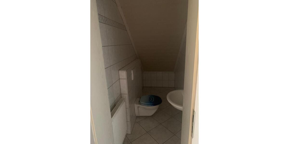 Dachgeschoßwohnung Limburg an der Lahn - 4 Zimmer, 94 m&sup2;, 1.000&euro; | Angebot:25285667