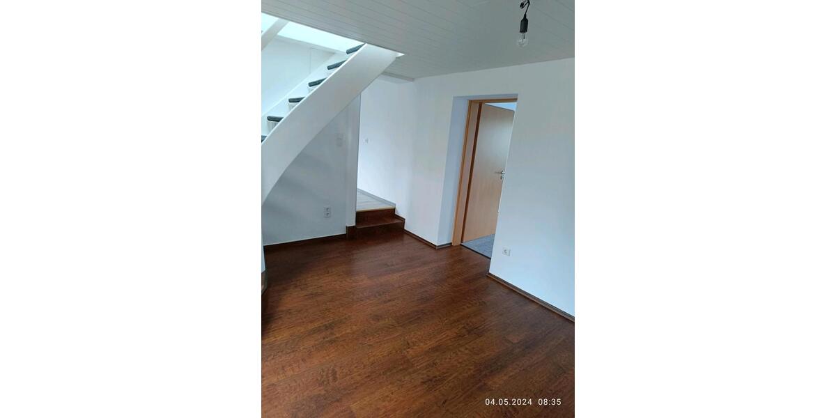 Etagenwohnung Göttingen Elliehausen / Esebeck - 4 Zimmer, 96 m&sup2;, 800&euro; | Angebot:25962447