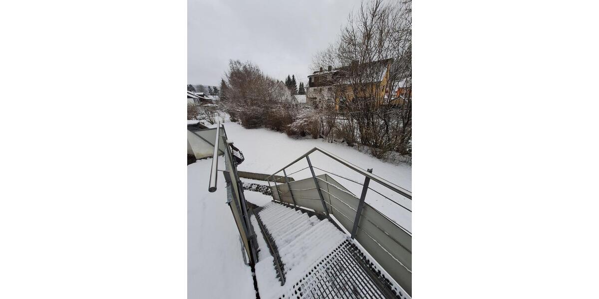 Erdgeschoßwohnung Gärtringen - 4.5 Zimmer, 138 m&sup2;, 1.250&euro; | Angebot:24473860