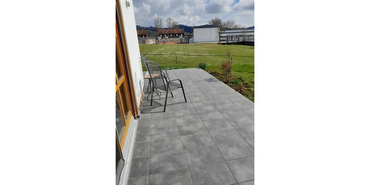 Wohnen auf Zeit Hunderdorf - 3 Zimmer, 165 m&sup2;, 685&euro; | Angebot:26285336