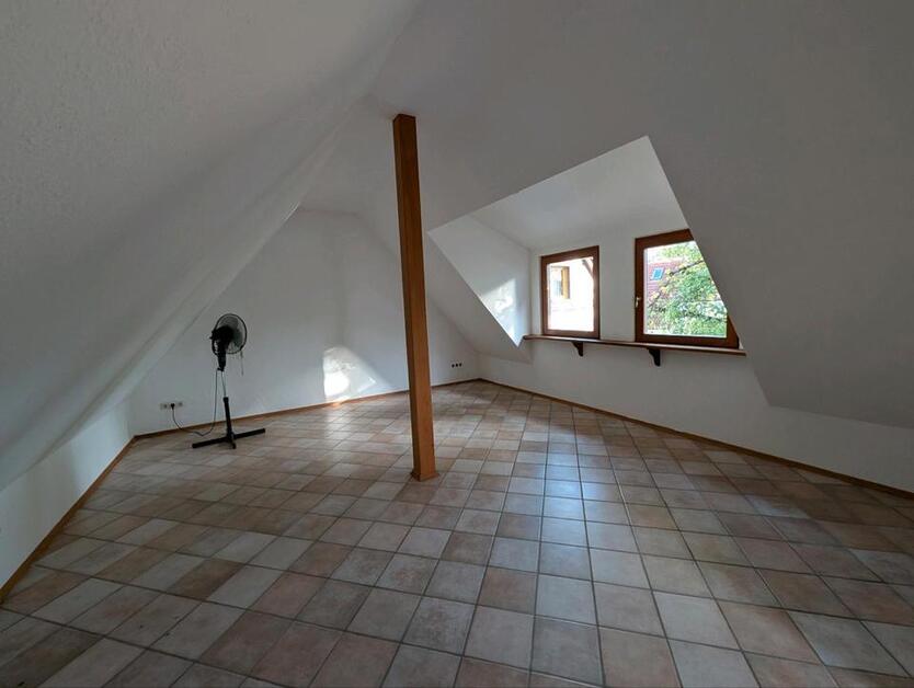 Charmante StudioWohnung mit Balkon in Marloffstein - sofort frei