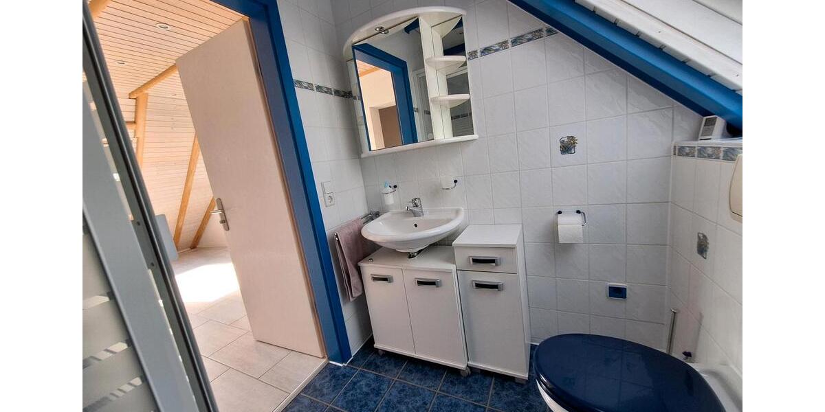 Dachgeschoßwohnung Niefern-Öschelbronn Öschelbronn - 1 Zimmer, 27 m&sup2;, 506&euro; | Angebot:26386630