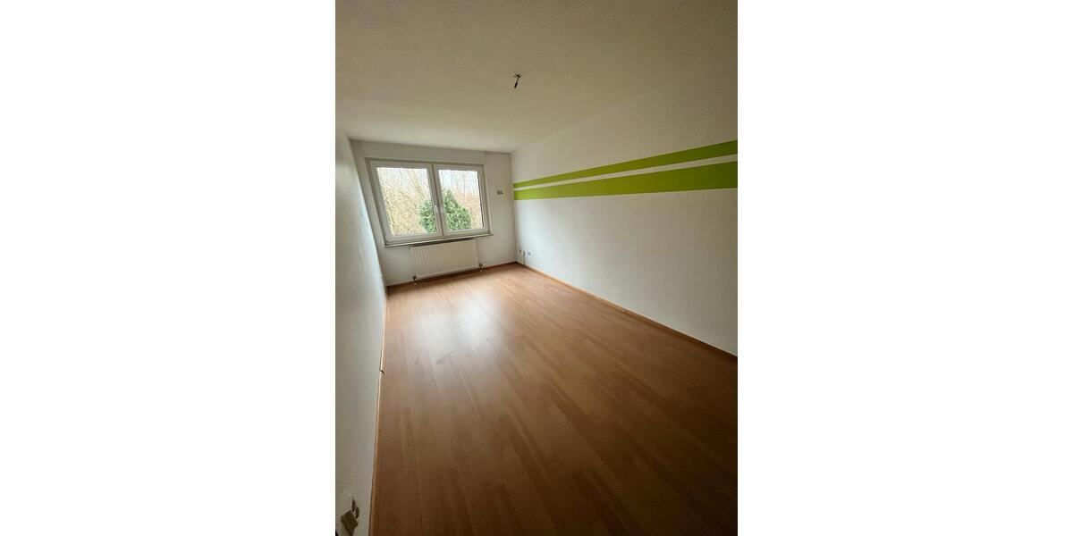 Doppelhaushälfte Köln Mülheim - 4 Zimmer, 114 m&sup2;, 2.000&euro; | Angebot:25396670