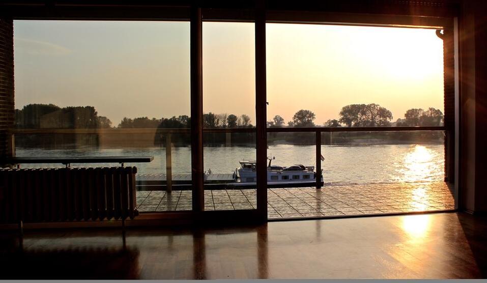 Traummaisonette Wohnung, Balkon, TG und Garten mit Rheinblick in