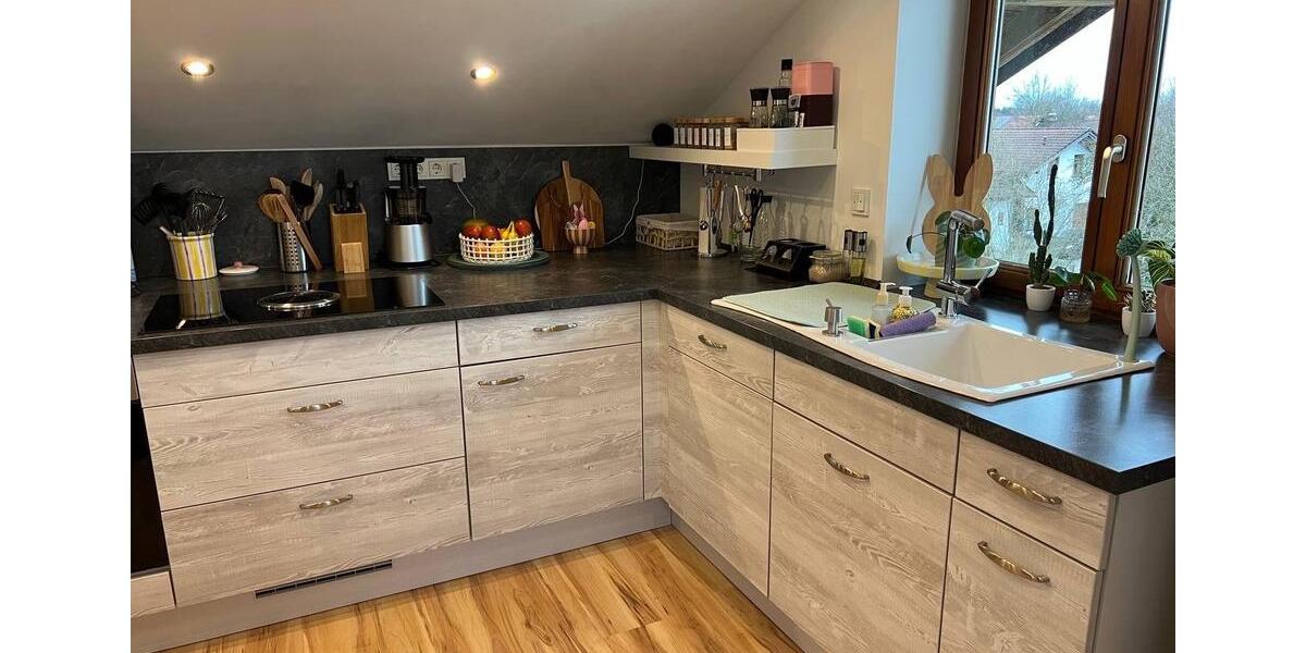 Dachgeschoßwohnung Tuntenhausen - 2 Zimmer, 71 m&sup2;, 1.050&euro; | Angebot:25989110