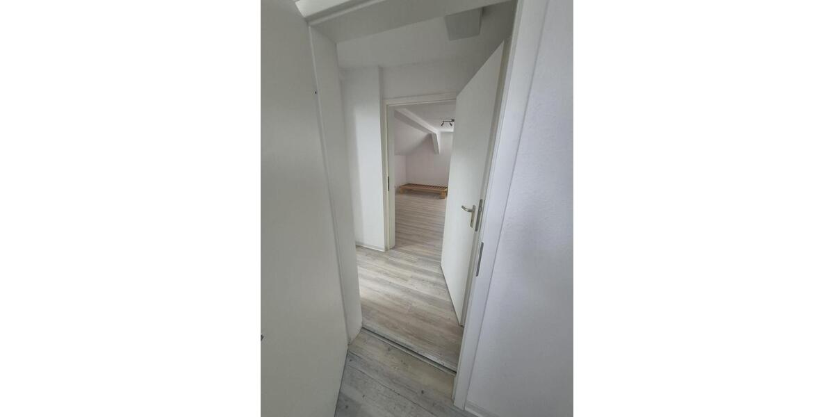 Mehrfamilienhaus, Wohnhaus Clausthal-Zellerfeld Zellerfeld - 1 Zimmer, 25 m&sup2;, 250&euro; | Angebot:25178479