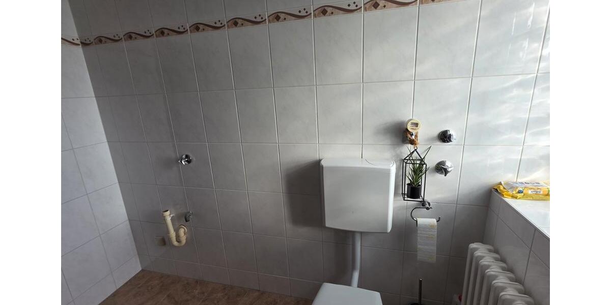 Dachgeschoßwohnung Waldsee - 4 Zimmer, 121 m&sup2;, 1.000&euro; | Angebot:24845356