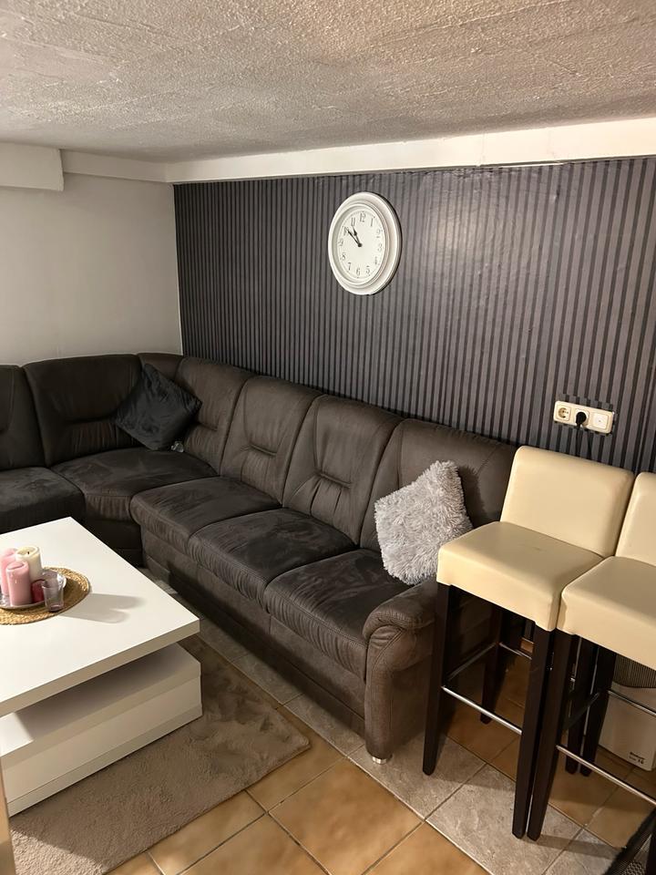 1 Zimmer Wohnung zu vermieten Strom ist auch im warm miete dabei zimmer