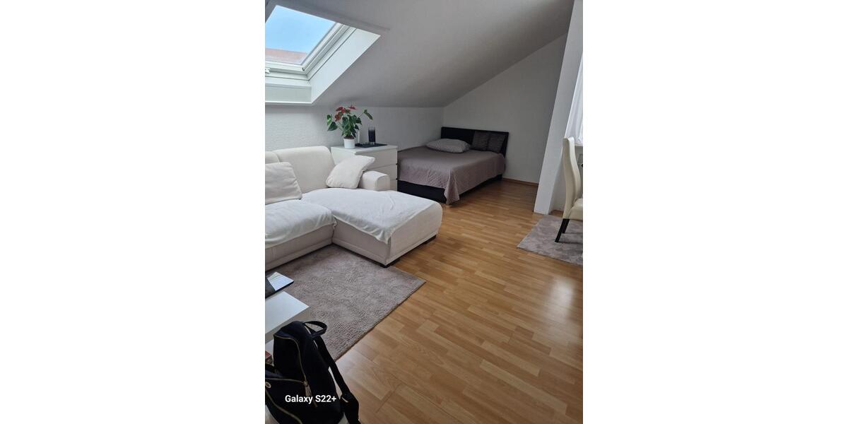 Dachgeschoßwohnung Sindelfingen Sindelfingen (Stadt) - 1 Zimmer, 32 m&sup2;, 700&euro; | Angebot:26603924