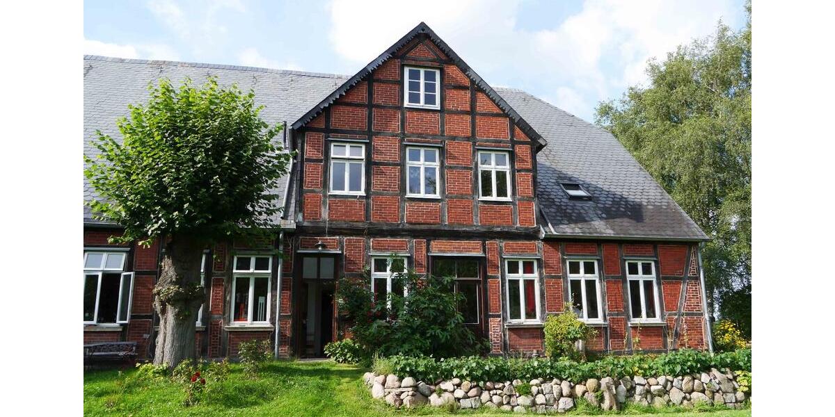 Etagenwohnung Scharnebeck - 3 Zimmer, 70 m&sup2;, 712&euro; | Angebot:25763854