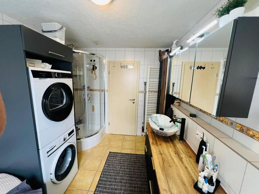 5-Zimmer Wohnung mit EBK in Ammerbuch