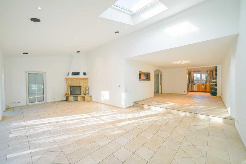 Freistehendes Einfamilienhaus mit Garten und Sonnenbalkon 5 zimmer