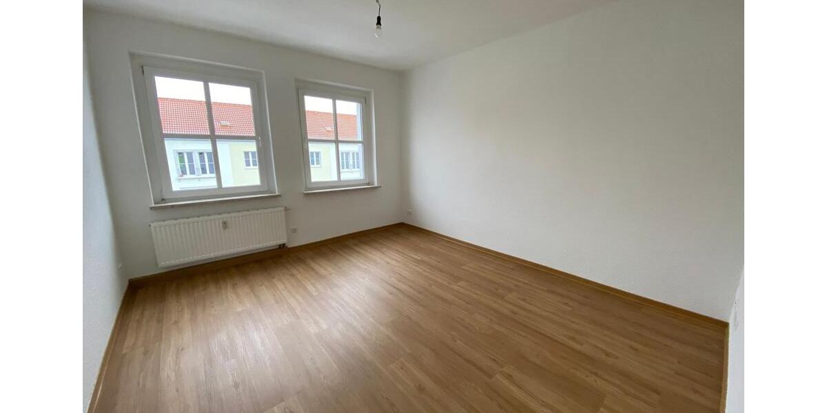 Etagenwohnung Kamenz - 4 Zimmer, 80 m&sup2;, 585&euro; | Angebot:23329885