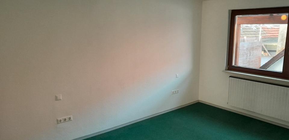 Etagenwohnung Steinheim am Albuch - 6 Zimmer, 130 m&sup2;, 2.000&euro; | Angebot:26234688
