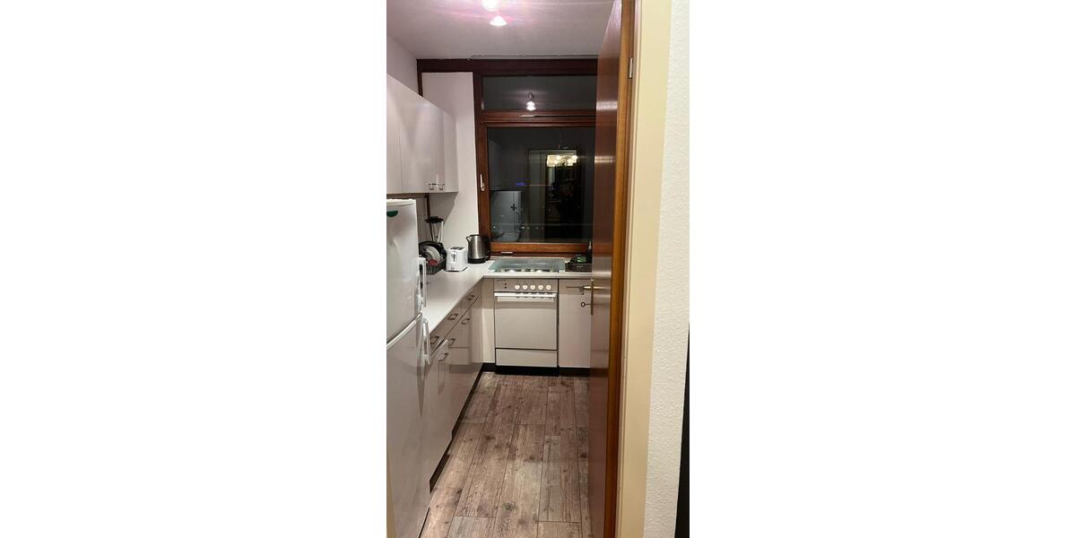 Möblierte 1-Zimmer-Wohnung mit großer Loggia in Frankfurt-Niederr 1 zimmer