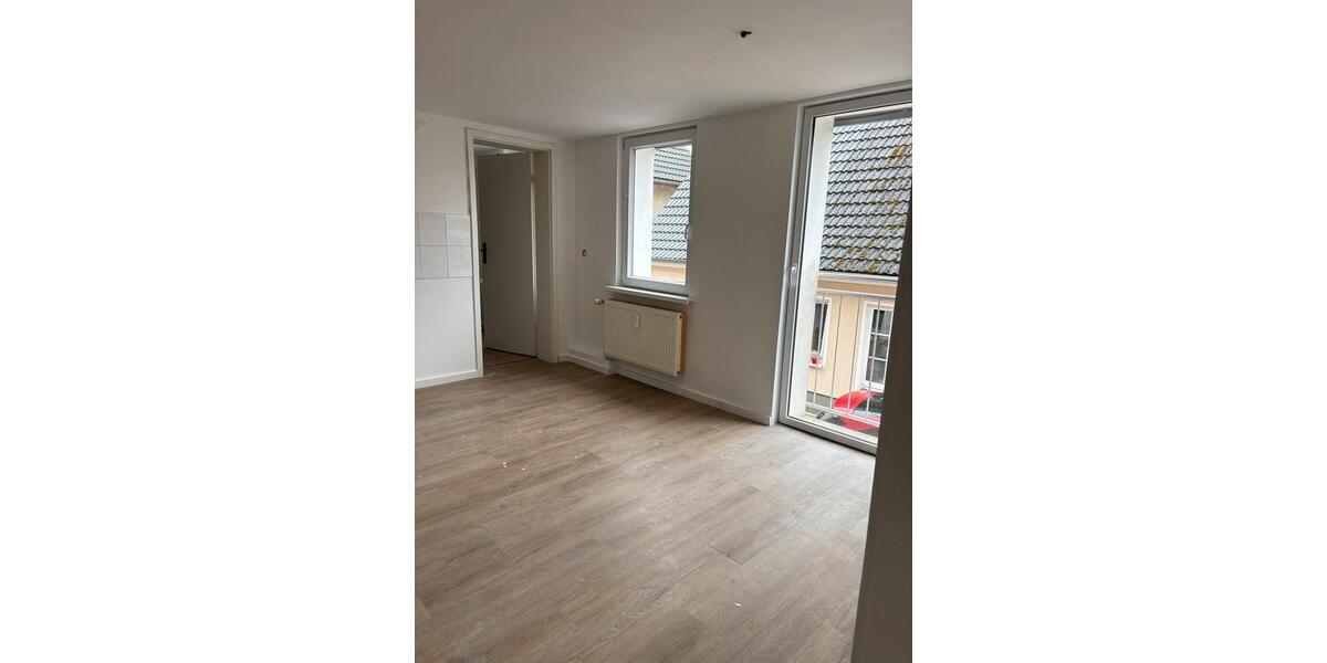 Etagenwohnung Rodenberg - 4 Zimmer, 106 m&sup2;, 1.150&euro; | Angebot:25935216