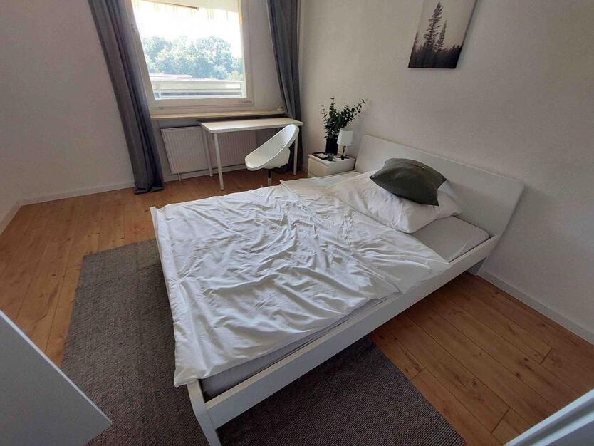 Schönes WG-Zimmer mit guter ÖPNV-Anbindung