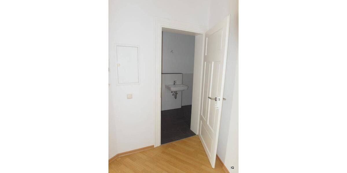 Etagenwohnung Riesa Gröba - 2 Zimmer, 50 m&sup2;, 275&euro; | Angebot:26834247