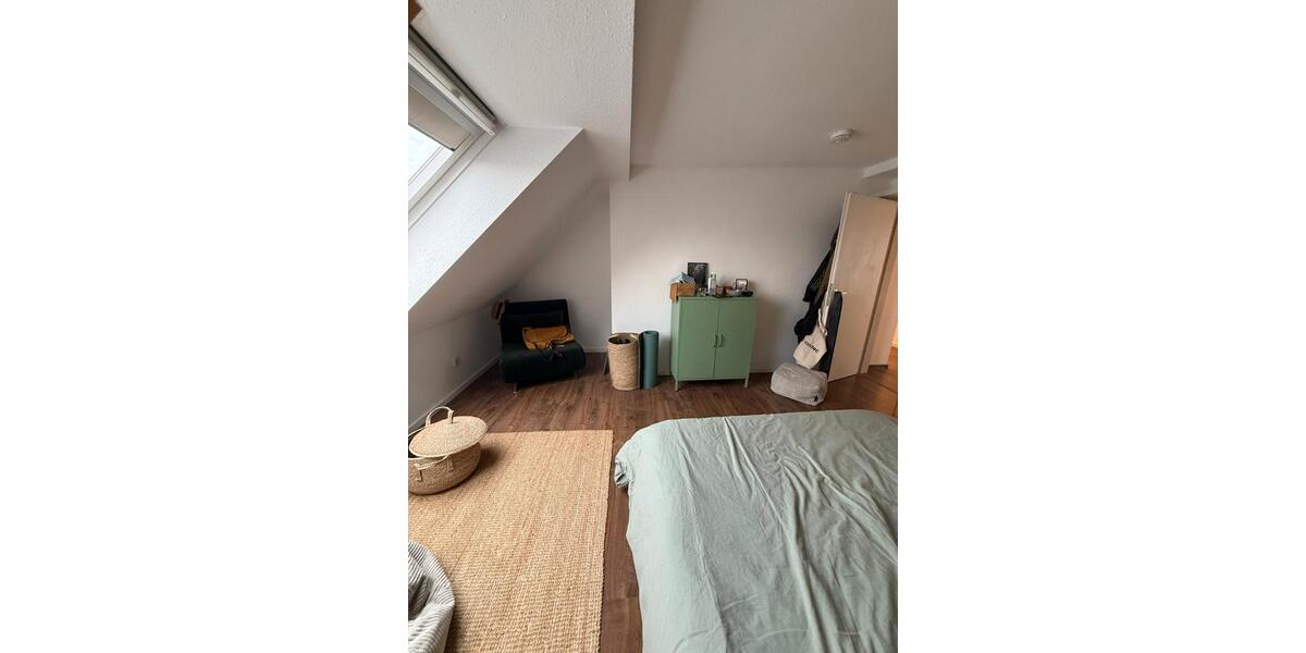 Dachgeschoßwohnung Berlin Treptow-Köpenick - 3 Zimmer, 70 m&sup2;, 1.650&euro; | Angebot:26253524