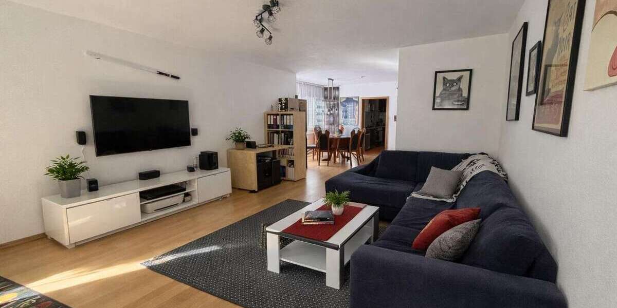 Etagenwohnung Pforzheim Südweststadt - 2.5 Zimmer, 73 m&sup2;, 940&euro; | Angebot:27068979