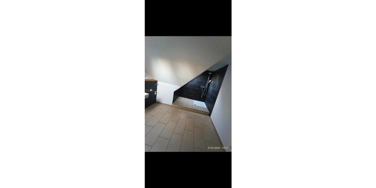Etagenwohnung Zeven - 4 Zimmer, 120 m&sup2;, 850&euro; | Angebot:26626073
