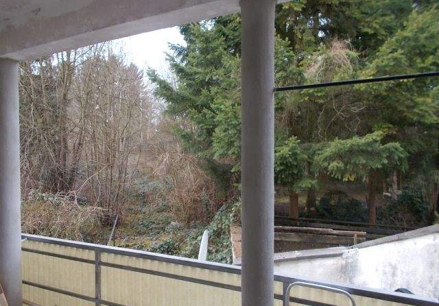 Schicke Wohnung in Top Zustand mit, überdachtem Balkon im 1. OG eines 3 FHS in St. Ingbert - Rohrbach