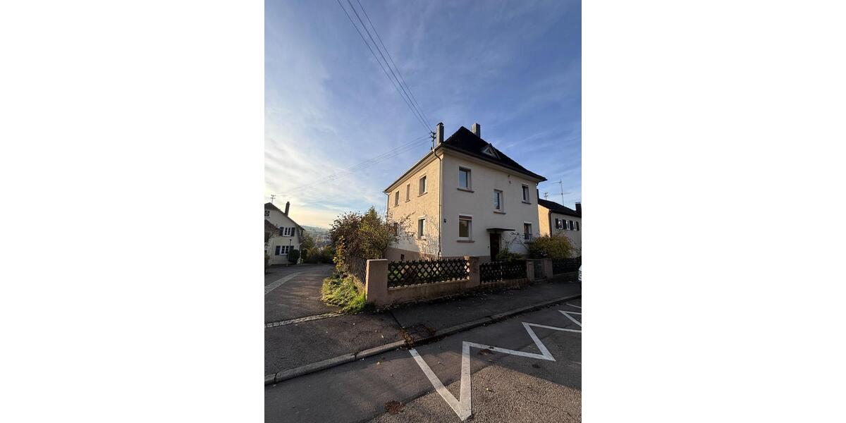 Charmantes Haus in Göppingen-Faurndau ab 1.1.2026 zu vermieten 8 zimmer