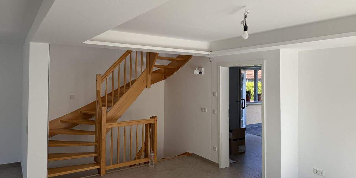 Etagenwohnung Bad Köstritz - 3 Zimmer, 130 m&sup2;, 1.700&euro; | Angebot:25662303