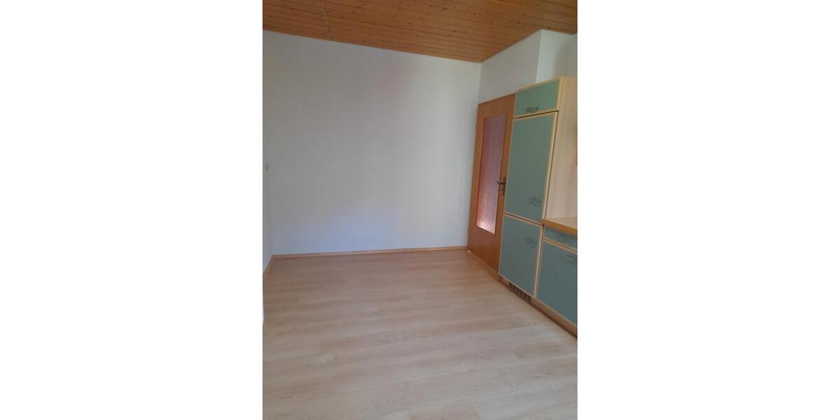 Dachgeschoßwohnung Albstadt Gemarkung Onstmettingen - 2 Zimmer, 55 m&sup2;, 500&euro; | Angebot:26507783