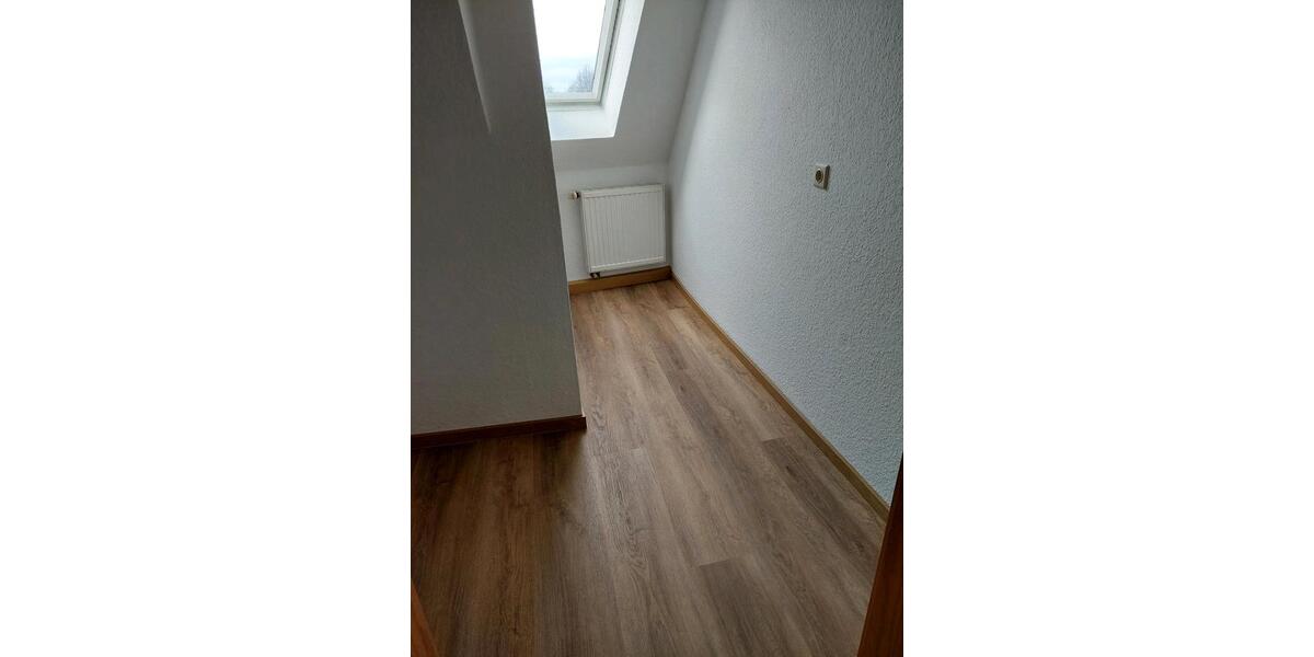 Dachgeschoßwohnung Bad Schmiedeberg - 1.5 Zimmer, 38 m&sup2;, 225&euro; | Angebot:26678262
