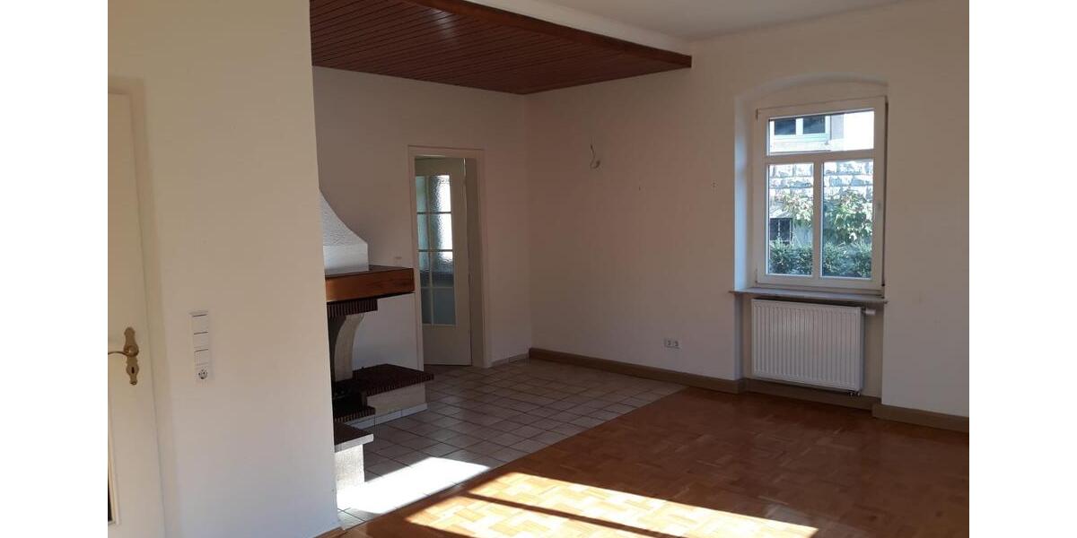Erdgeschoßwohnung Gerabronn - 3 Zimmer, 85 m&sup2;, 595&euro; | Angebot:26620971