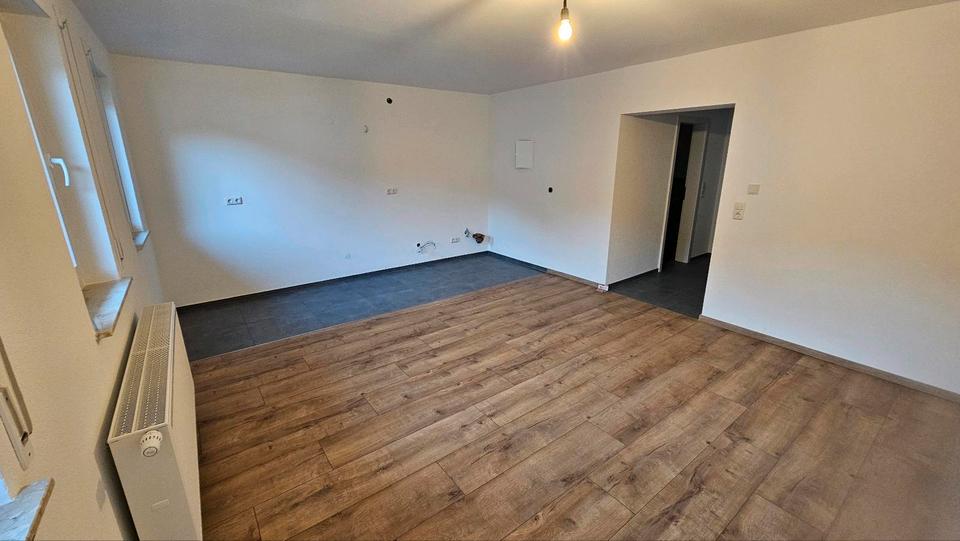 Erdgeschoßwohnung Lindenfels - 2.5 Zimmer, 45 m&sup2;, 450&euro; | Angebot:25809531