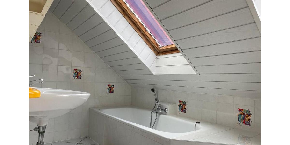 Reihenhaus Otterberg - 6 Zimmer, 190 m&sup2;, 1.800&euro; | Angebot:25257160