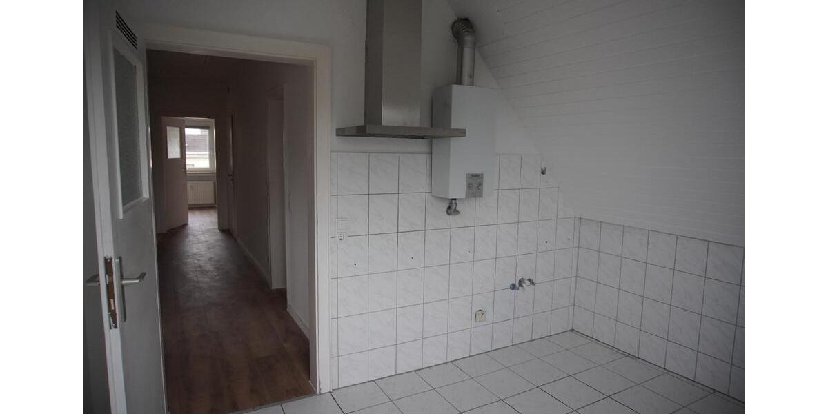 Dachgeschoßwohnung Bad Honnef - 3 Zimmer, 82 m&sup2;, 900&euro; | Angebot:24478584