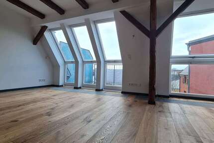 Wohnung Zwickau Marienthal Ost - 4 Zimmer, 98 m&sup2;, 689&euro; | Angebot:27231387