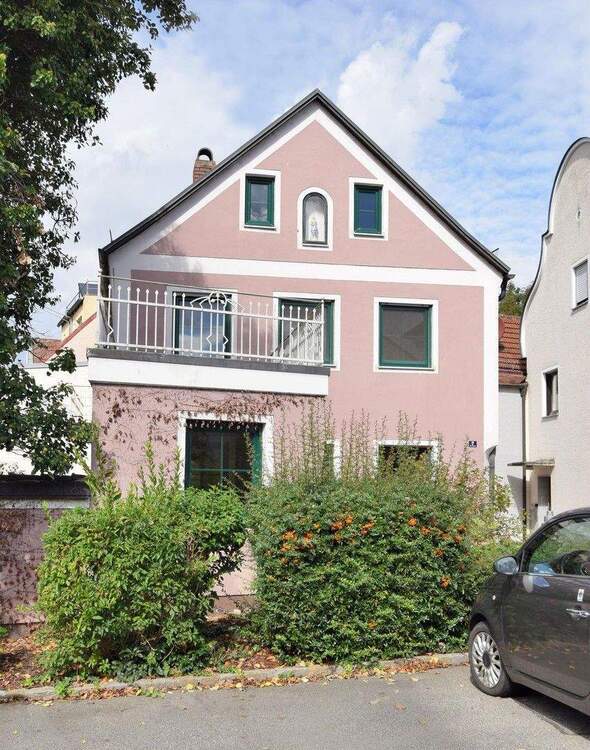 Schönes Stadthaus 140 m2 in 94333 Geiselhöring zu vermieten (Straubing) 5 zimmer
