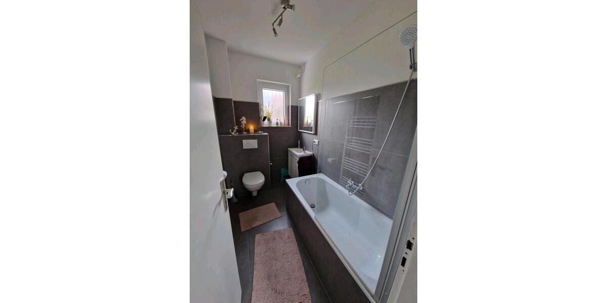 Etagenwohnung Solms - 4 Zimmer, 85 m&sup2;, 1.200&euro; | Angebot:26637462