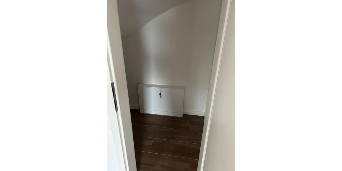 Wunderschöne Doppelhaushälfte mit Garten 5 zimmer