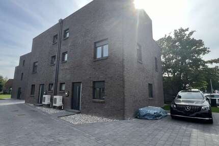 Haus Norderstedt - 5.5 Zimmer, 148 m&sup2;, 2.480&euro; | Angebot:26766265