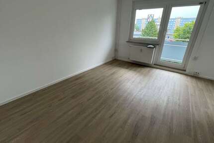 Wohnung zum Mieten in Chemnitz 195 € 35 m² 1 zimmer