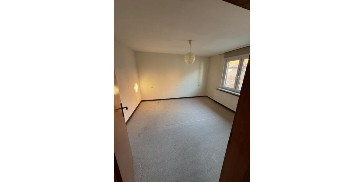 Einfamilienhaus Duderstadt - 10 Zimmer, 206 m&sup2;, 1.250&euro; | Angebot:24456022