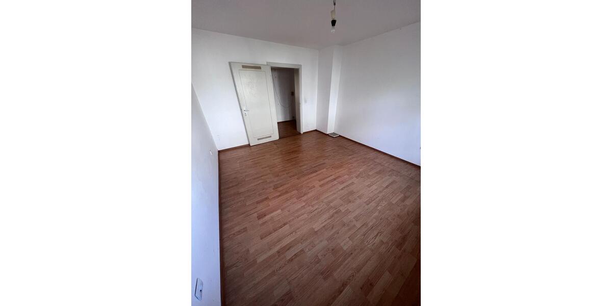 Erdgeschoßwohnung Eschwege - 2 Zimmer, 51 m&sup2;, 300&euro; | Angebot:25993473
