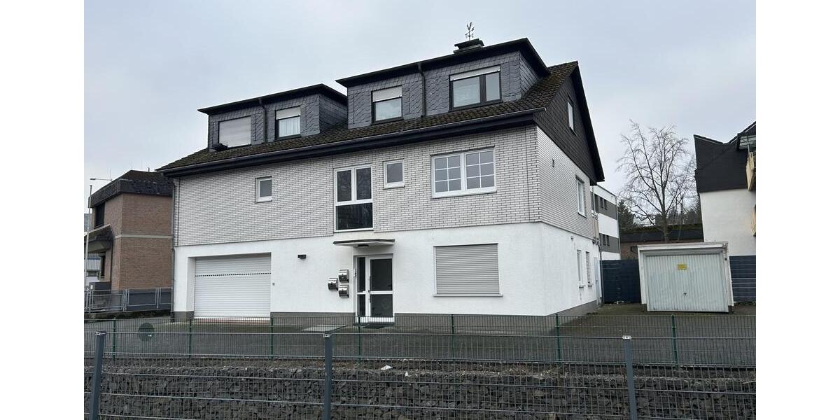 Etagenwohnung Attendorn - 4 Zimmer, 106 m&sup2;, 990&euro; | Angebot:24885010